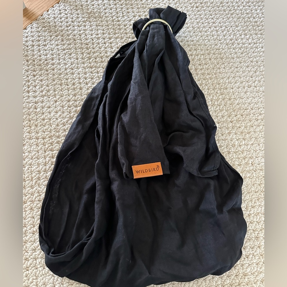 Wildbird Raven ring sling with gold rings